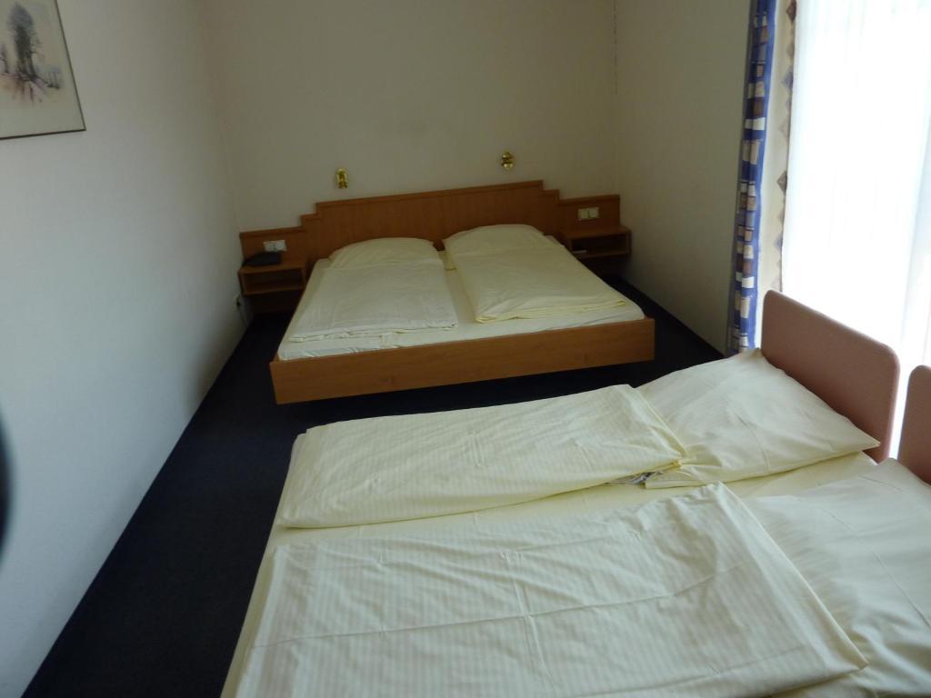 Hotel Eydt Kirchheim Kirchheim  Cameră foto
